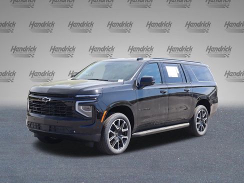 New 2026 Chevrolet Suburban RST w/ Comfort Package AWD/4WD image 3