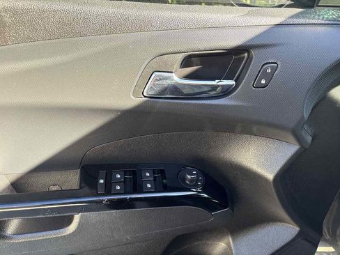 Used 2016 Chevrolet Sonic RS image 22