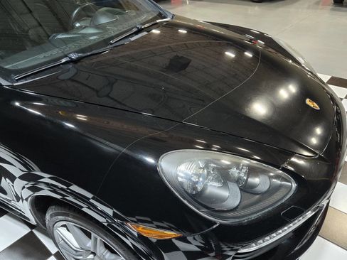 Used 2013 Porsche Cayenne GTS image 38