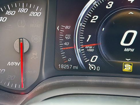 Used 2016 Chevrolet Corvette Z51 3LT w/ 3LT Preferred Equipment Group image 35