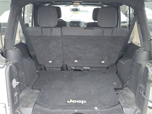 Used 2012 Jeep Wrangler Unlimited Sport image 14