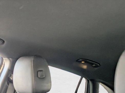 Used 2021 Mercedes-Benz GLA 250 4MATIC image 19