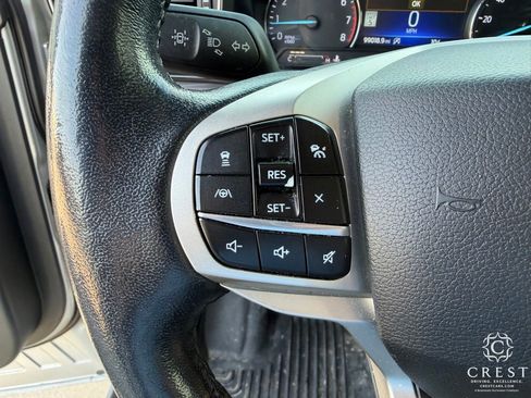 Used 2021 Ford Explorer Limited w/ Equipment Group 301A AWD/4WD image 16
