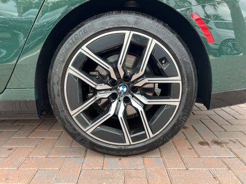Used 2024 BMW 740i RWD image 13