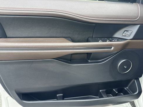 Certified 2021 Ford Expedition King Ranch image 10