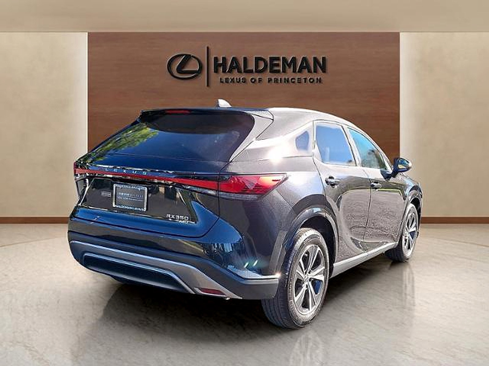 Certified 2023 Lexus RX 350 Premium w/ Accessory Package AWD/4WD image 6