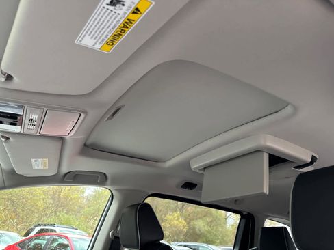 New 2026 Honda Odyssey Touring image 15