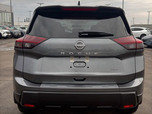 New 2026 Nissan Rogue SV image 7