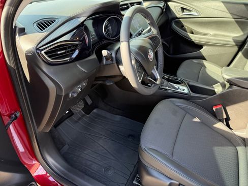 Used 2023 Buick Encore GX Preferred image 19