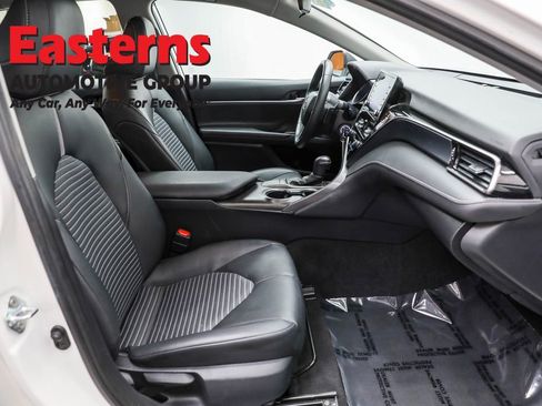 Used 2024 Toyota Camry SE image 24