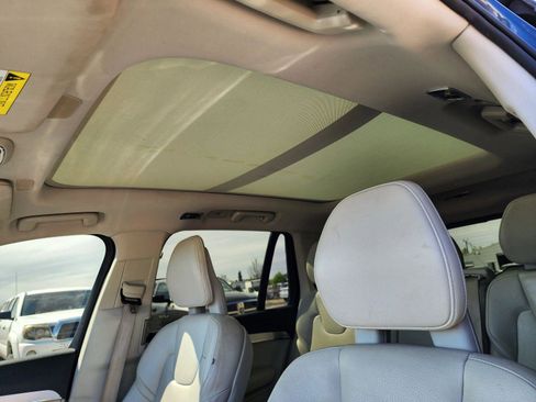 Used 2018 Volvo XC90 T5 Momentum w/ Convenience Package image 15