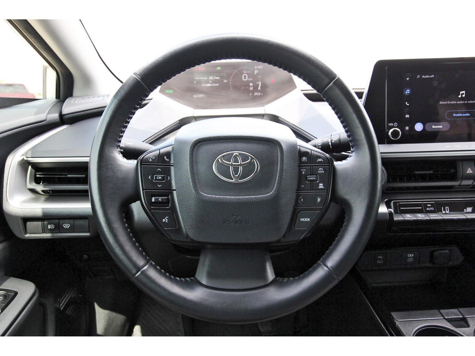 Used 2023 Toyota Prius LE FWD image 15