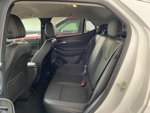 Used 2025 Buick Encore GX Preferred image 27