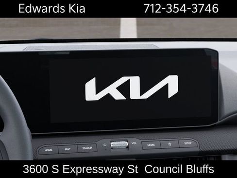 New 2026 Kia K4 FWD image 22