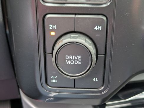 New 2026 Ford F250 Lariat w/ Black Appearance Package AWD/4WD image 24