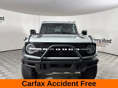 Used 2021 Ford Bronco First Edition AWD/4WD image 3