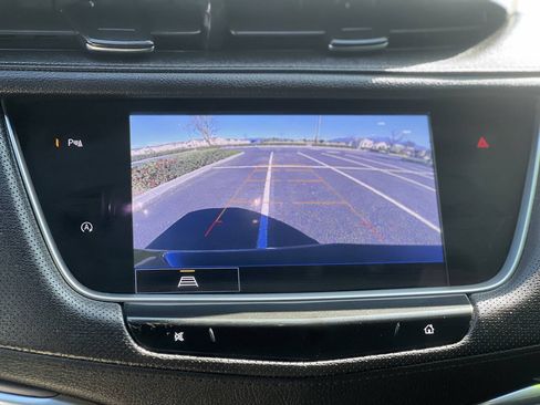 Used 2022 Cadillac XT5 Luxury FWD image 8
