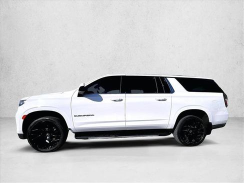 Used 2023 Chevrolet Suburban LS image 6