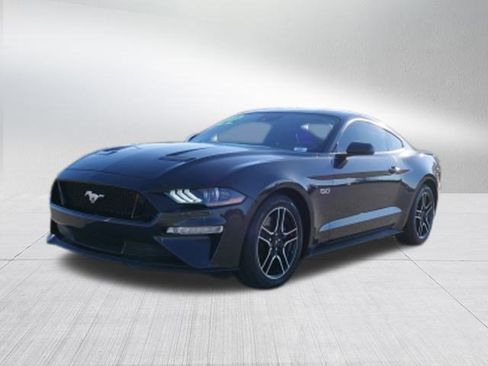 Used 2022 Ford Mustang GT image 7