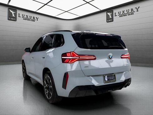 Used 2025 BMW X3 xDrive30i AWD/4WD image 6