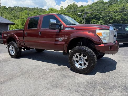 Used 2015 Ford F250 Platinum w/ FX4 Off-Road Package AWD/4WD image 3