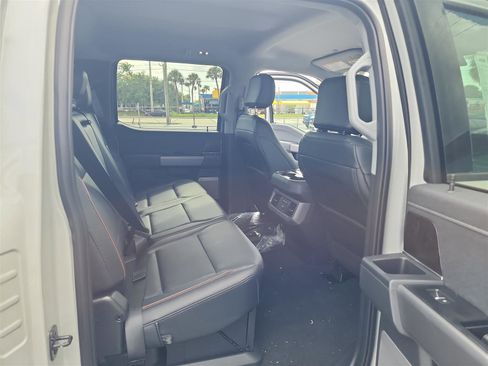 New 2025 Ford F350 Lariat w/ Black Appearance Package image 19