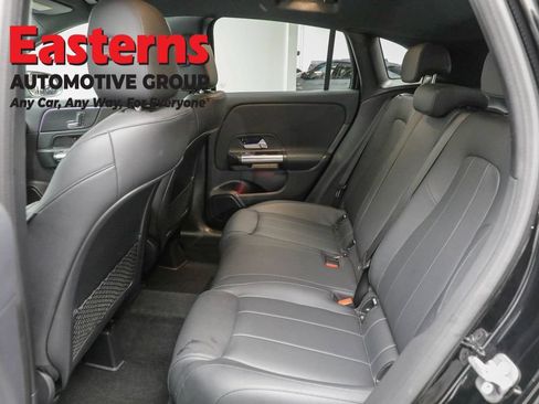 Used 2025 Mercedes-Benz GLA 250 image 20