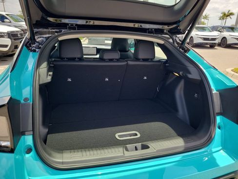 New 2026 Nissan Leaf Platinum+ FWD image 6