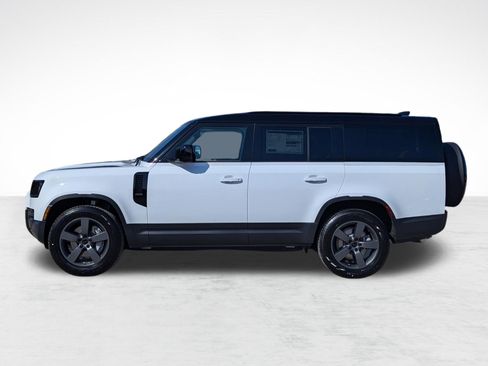 Used 2026 Land Rover Defender 130 S AWD/4WD image 2