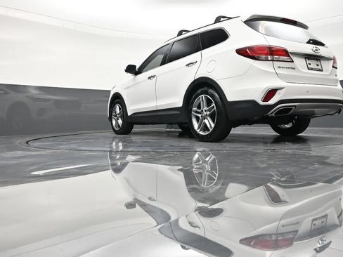 Used 2018 Hyundai Santa Fe FWD image 23