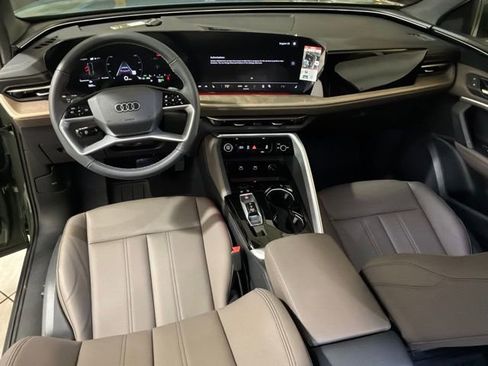 New 2025 Audi Q5 2.0T Premium image 10