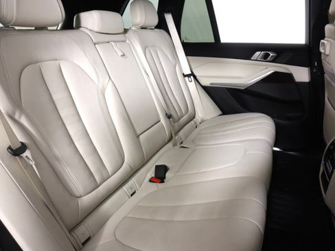 Used 2020 BMW X5 xDrive40i w/ Premium Package image 37