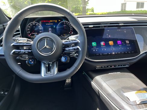New 2026 Mercedes-Benz E 53 AMG e 4MATIC Sedan image 19