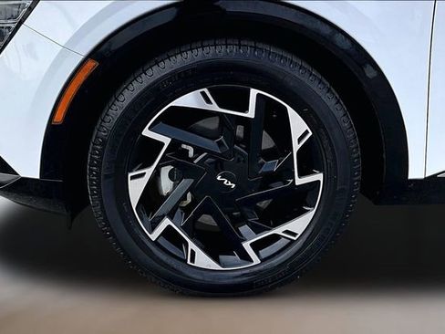 Used 2023 Kia Sportage SX image 28