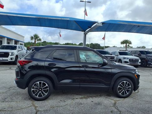 Used 2024 Chevrolet TrailBlazer LT FWD image 21