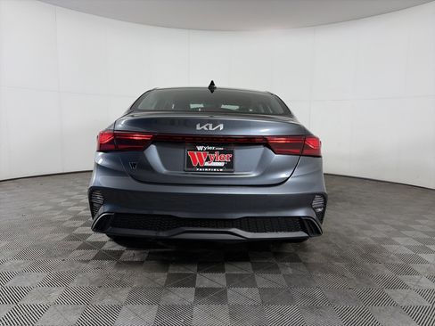 Used 2024 Kia Forte LXS w/ LXS Technology Package image 16