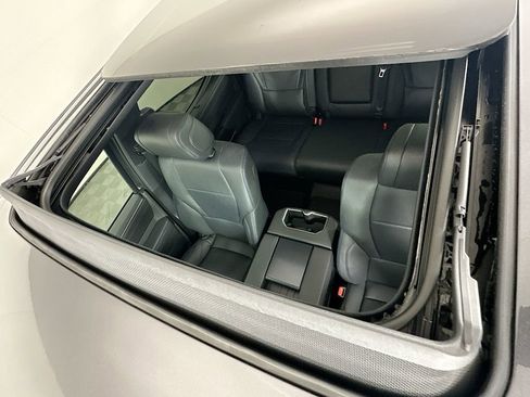 Used 2025 Toyota Tundra Platinum image 22