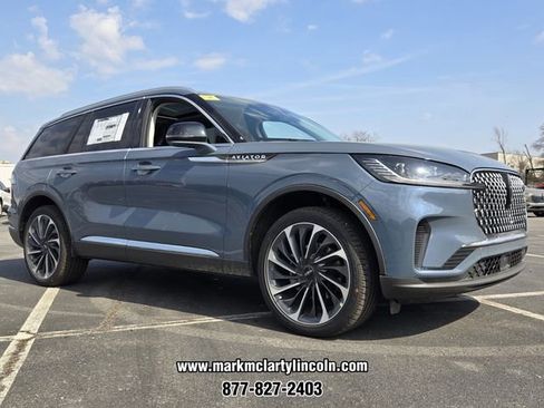 New 2026 Lincoln Aviator Reserve AWD/4WD image 4
