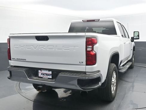 Used 2025 Chevrolet Silverado 2500 LT image 5