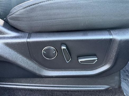 Used 2016 Ford F150 XLT w/ Equipment Group 302A Luxury image 20