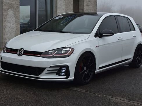 Used 2018 Volkswagen GTI SE w/ SE Leather Package FWD image 15