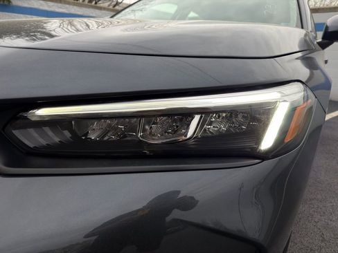 Used 2026 Honda Civic LX image 9