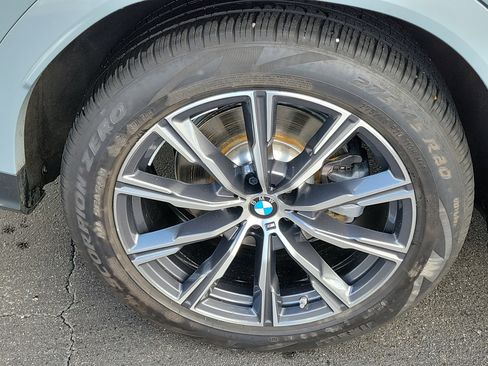 Used 2026 BMW X6 xDrive40i image 7