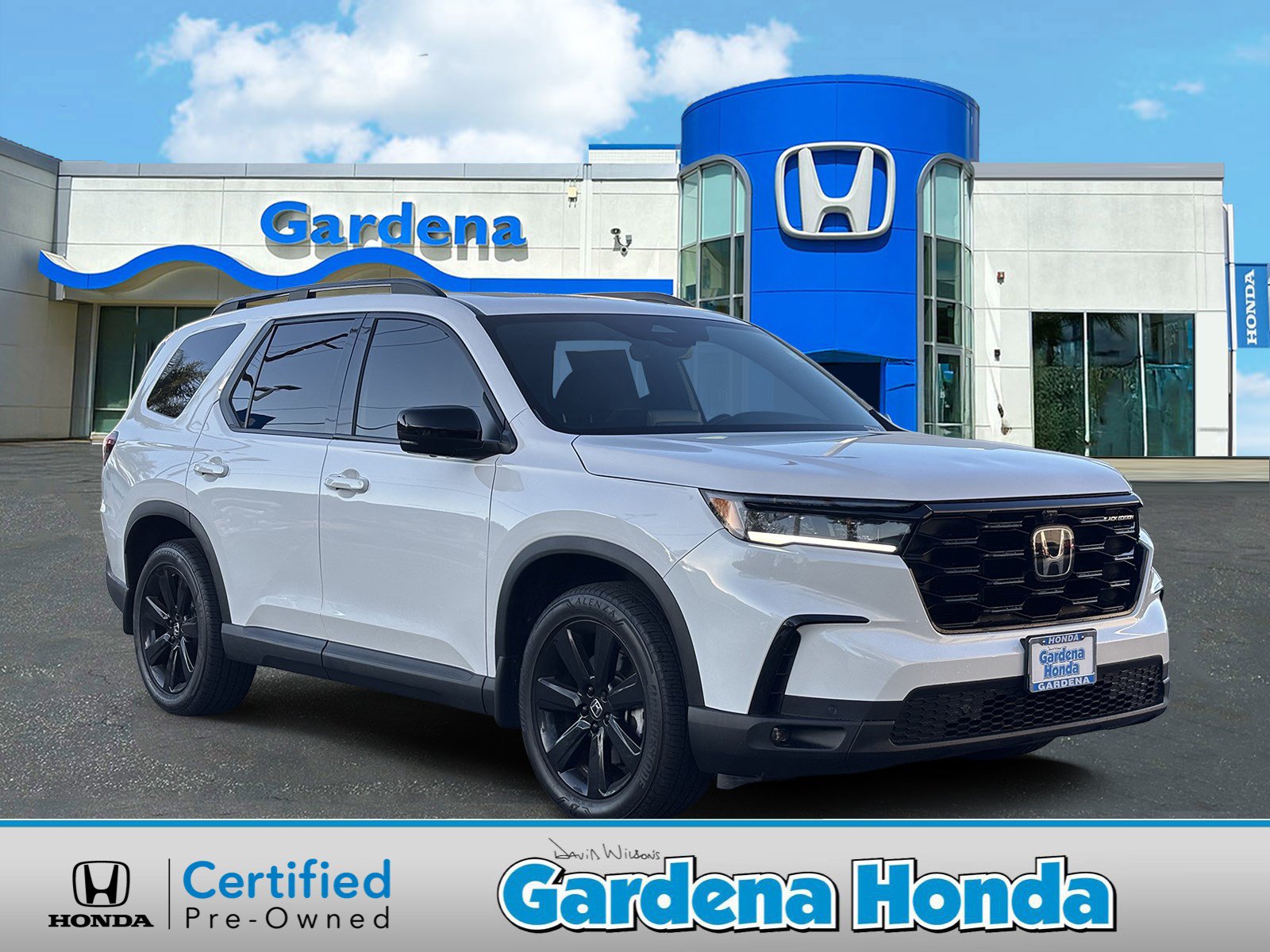 Certified 2025 Honda Pilot Black Edition image 1