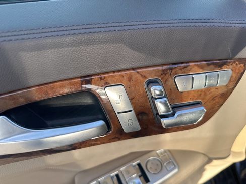 Used 2012 Mercedes-Benz CLS 550 4MATIC image 39