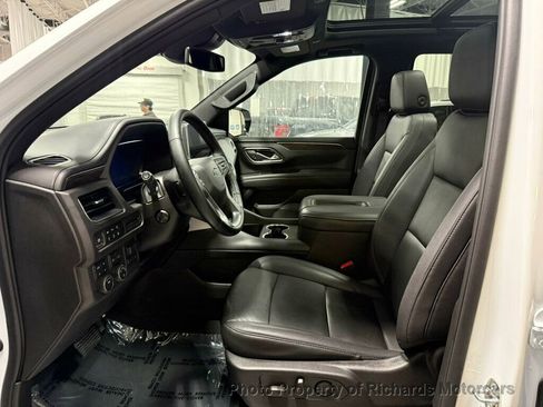 Used 2024 Chevrolet Tahoe Z71 w/ Luxury Package image 14