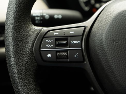 Certified 2025 Honda HR-V LX image 20