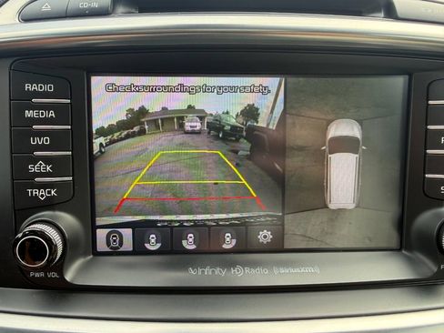 Used 2017 Kia Sorento SX AWD/4WD image 18