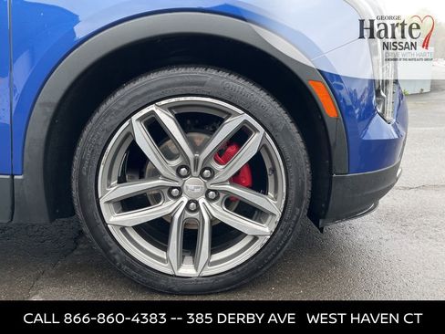 Used 2021 Cadillac XT4 Sport w/ Cold Weather Package AWD/4WD image 9