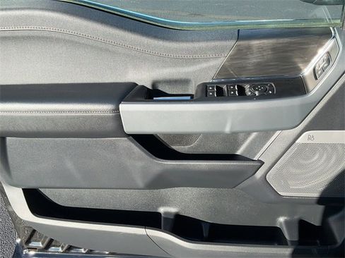 Used 2024 Ford F150 Lariat w/ FX4 Off-Road Package image 12